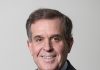 Regis’ Ross Johnston to step down