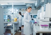 Switzerland: Galenica enters diagnostics market with acquisition of Labor Team Group