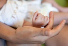 Sweden: HealthCap invests in Neobiomics to support continued growth in neonatal care