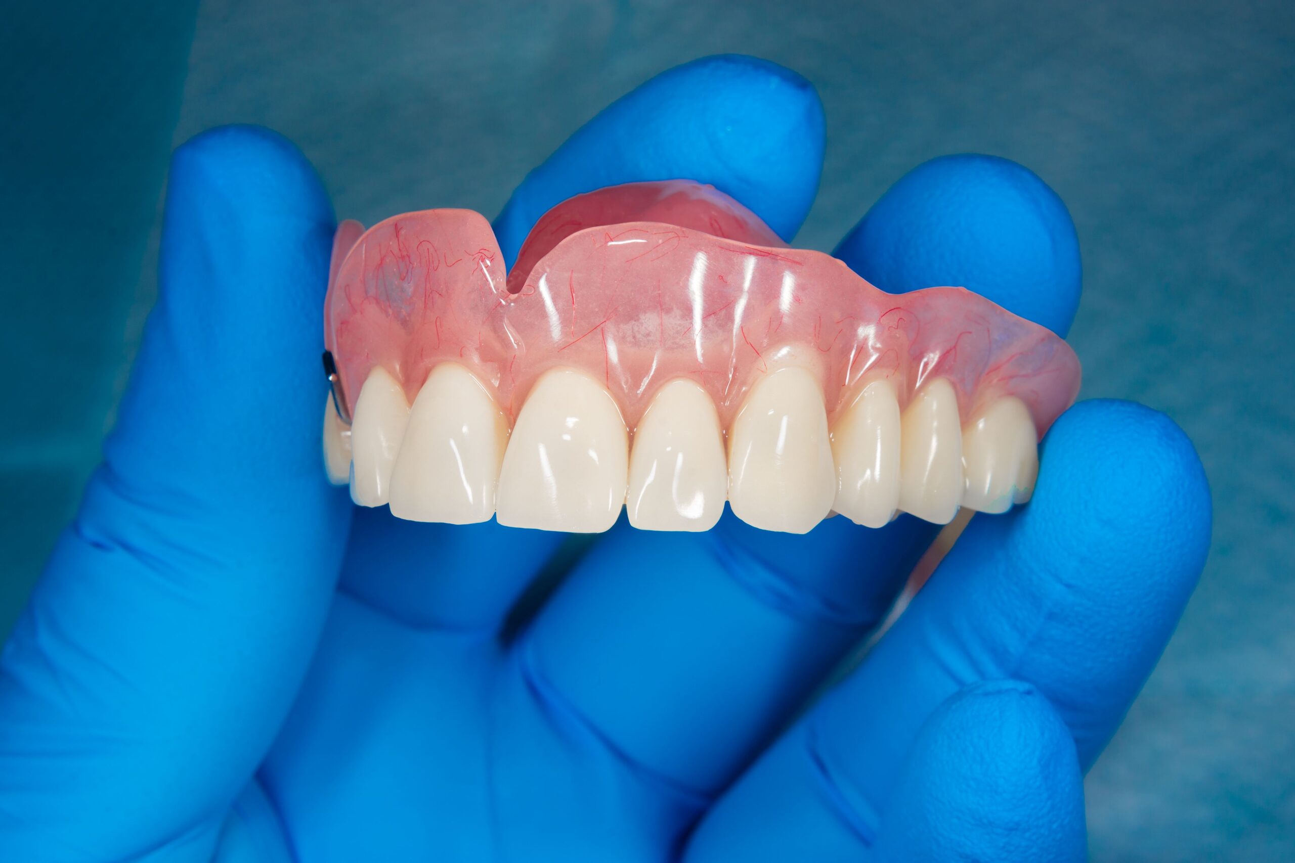 Spain: Alantra strengthens Aivoriq dental lab platform with two new acquisitions